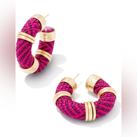 Kendra Scott Jewelry - Kendra Scott Maya hoop earrings